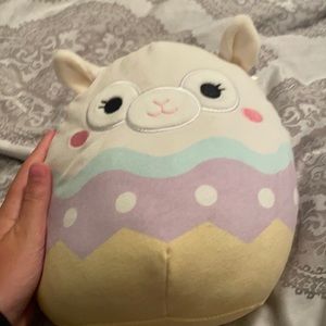 BRAND NEW SQUISHMALLOW LEAH